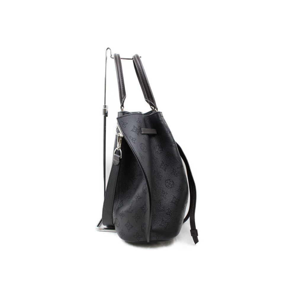 Louis Vuitton Girolatta Leather Black Mahina 2WAY Bag